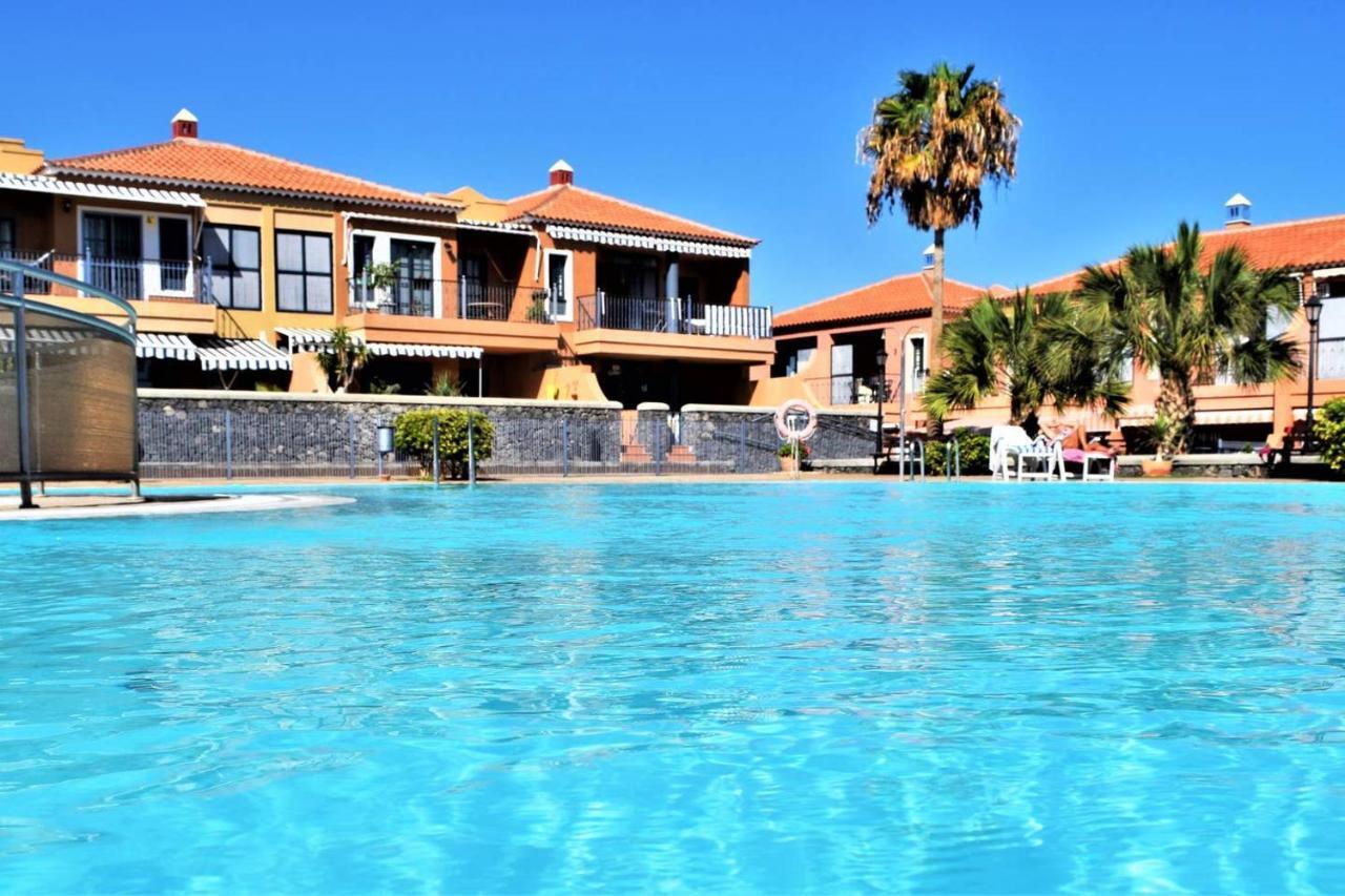 Victoria Family Apartman Tenerife Costa Del Silencio Exterior photo