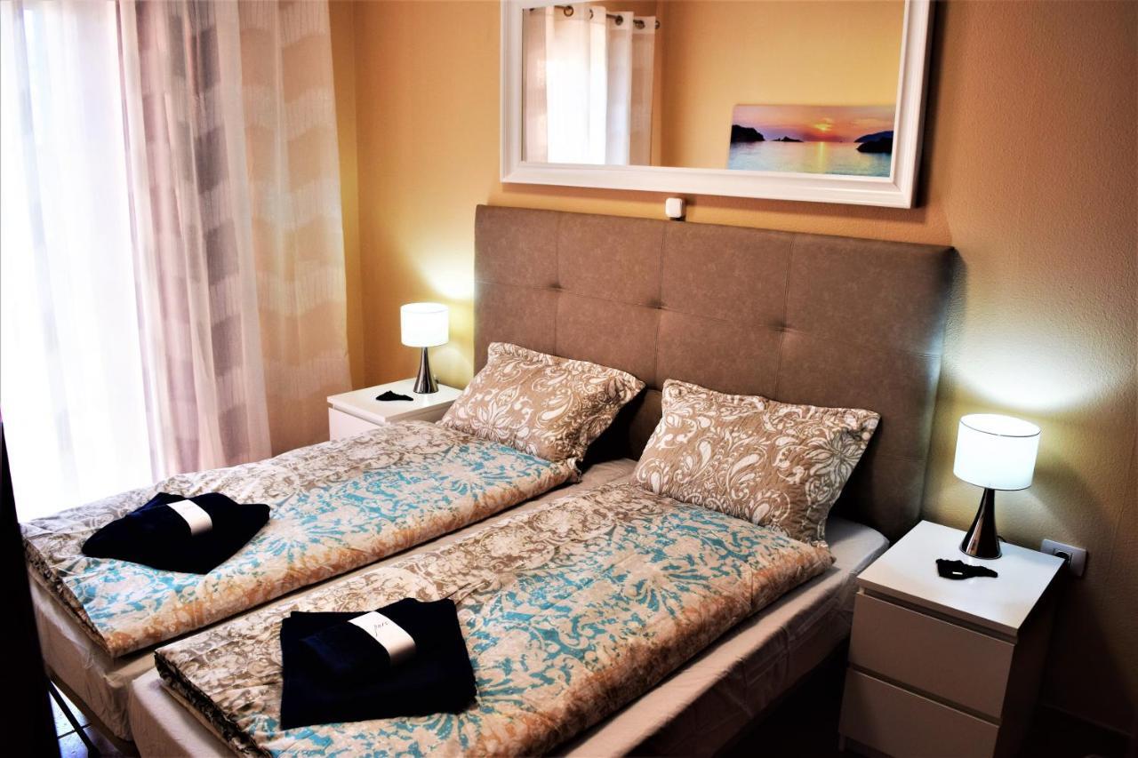 Victoria Family Apartman Tenerife Costa Del Silencio Exterior photo