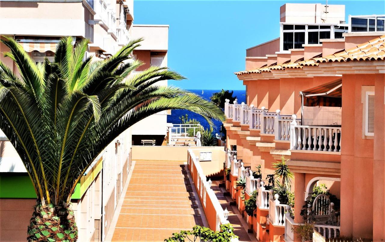 Victoria Family Apartman Tenerife Costa Del Silencio Exterior photo