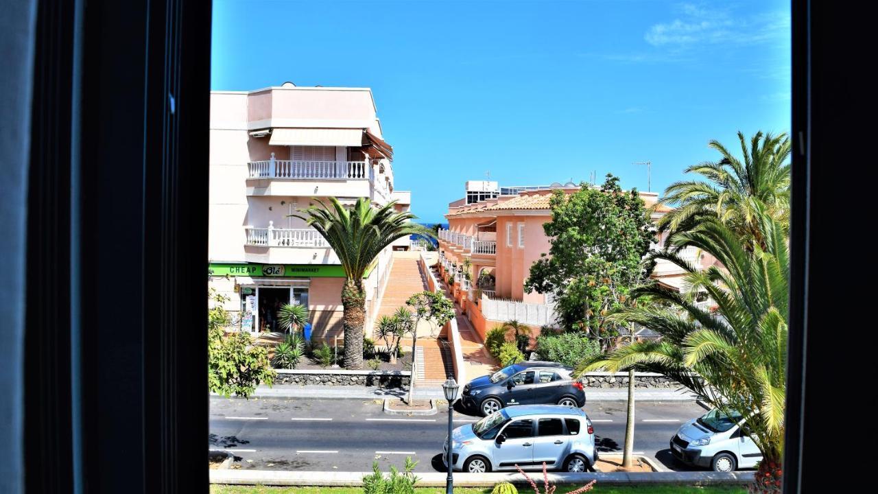 Victoria Family Apartman Tenerife Costa Del Silencio Exterior photo
